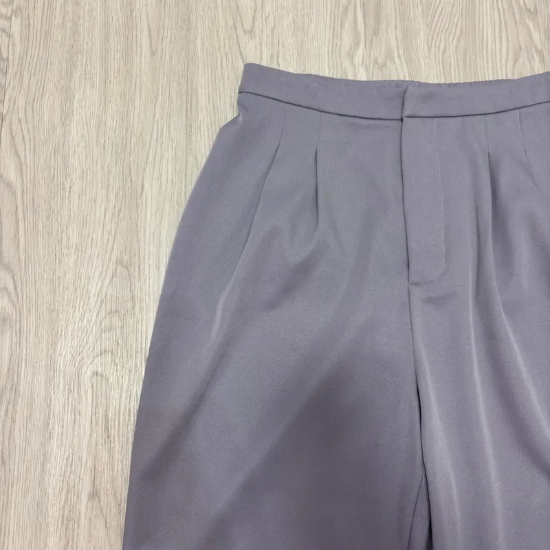 Pantalón gris