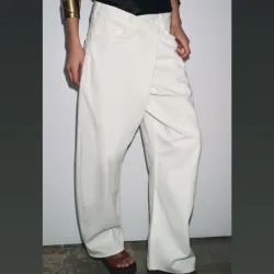 Pantalón Zara