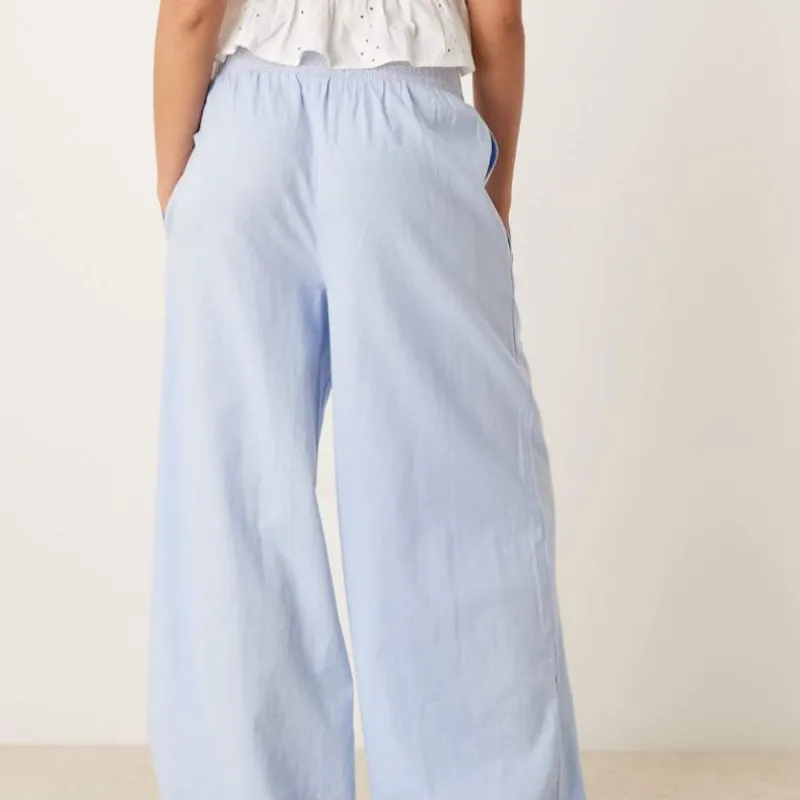 Pantaloneta azul asos