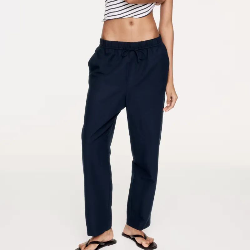 Pantaloneta azul oscuro 