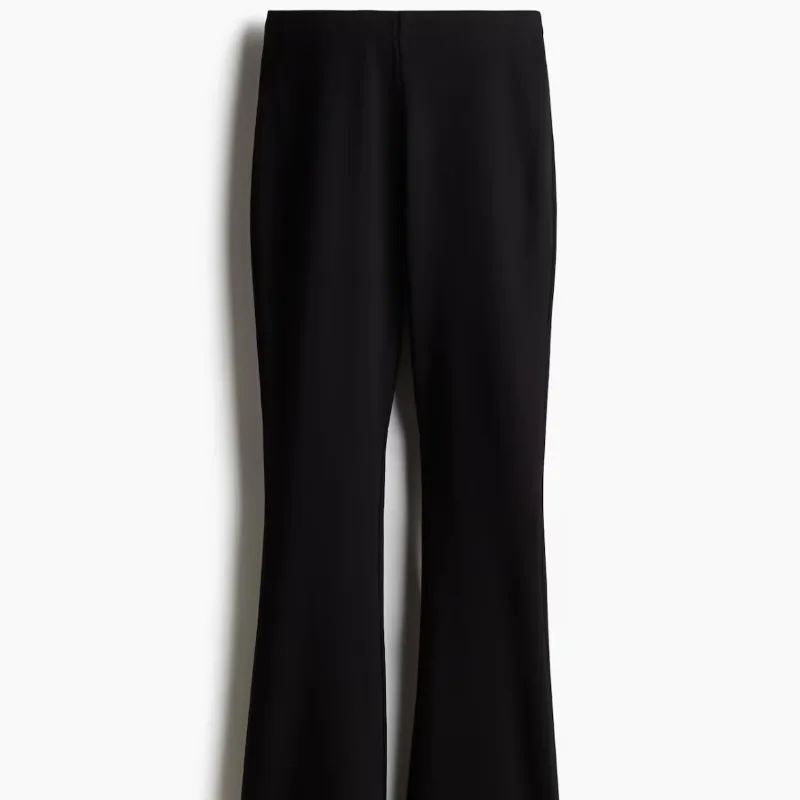 Pantaloneta negra campana 