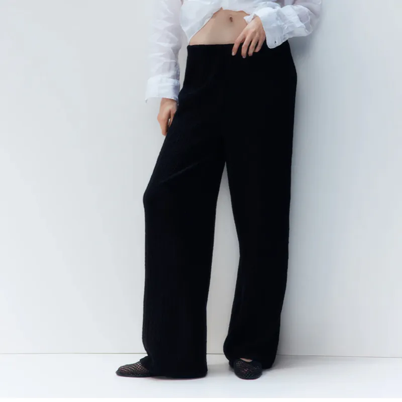 Pantaloneta negra textura