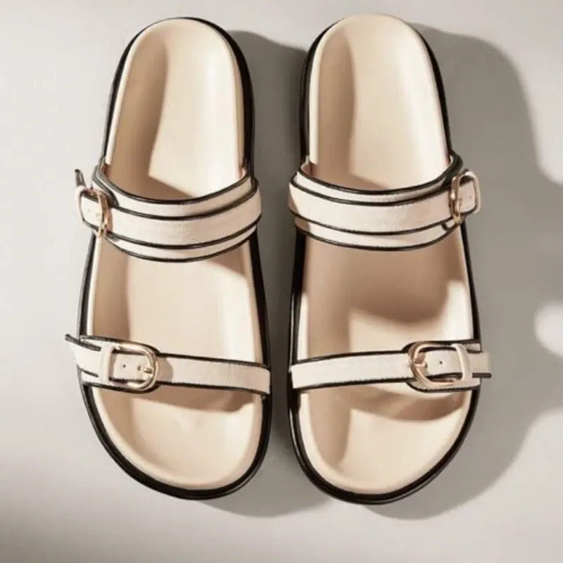 Sandalias blancas