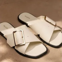Sandalias blancas