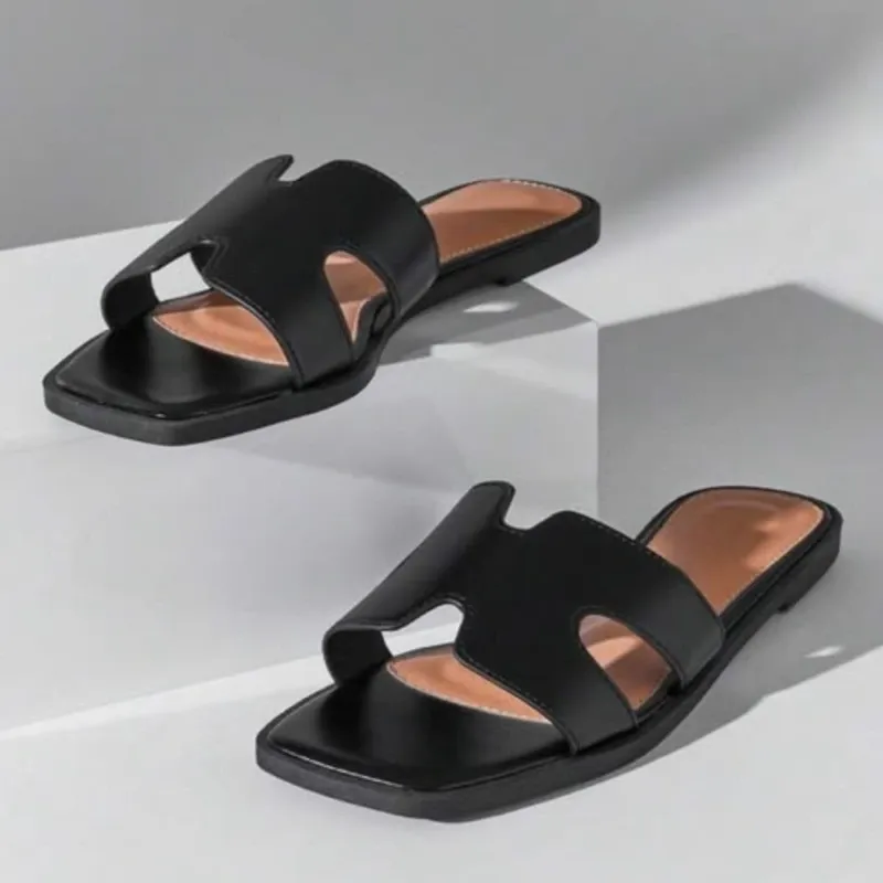 Sandalias negras