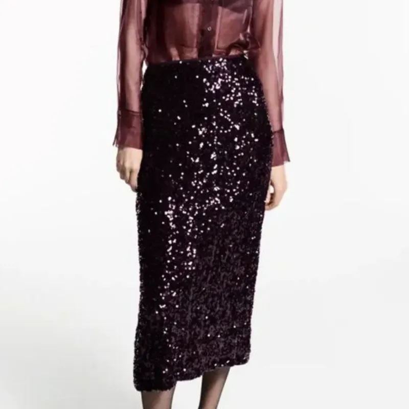 Saya de Lentejuelas Rojas