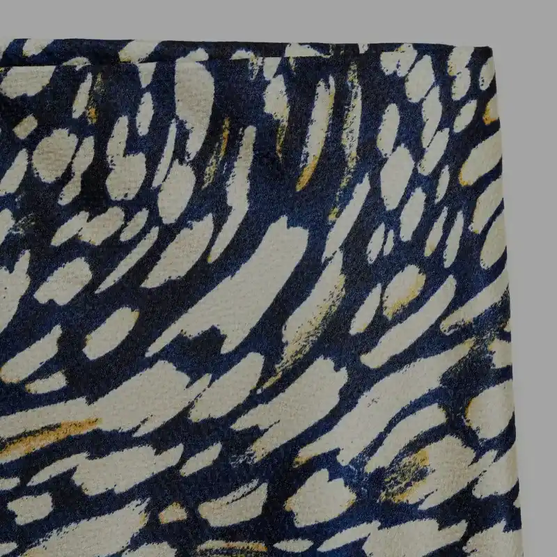 Saya satinada animal print 