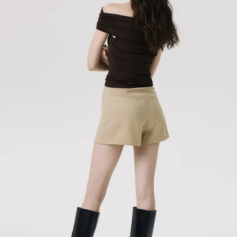 Saya short