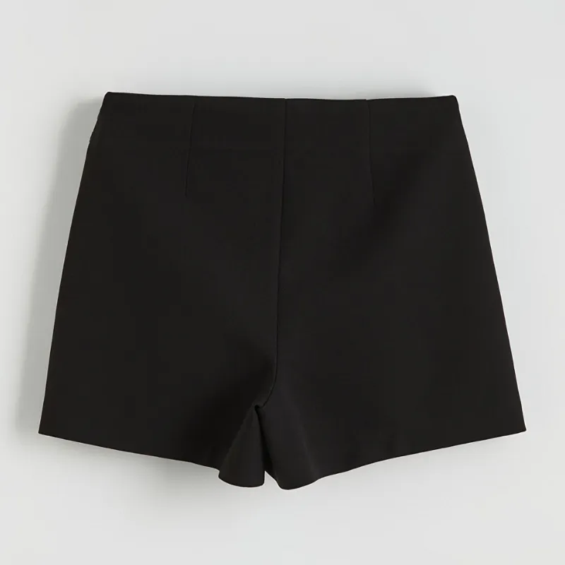Saya Short Zara