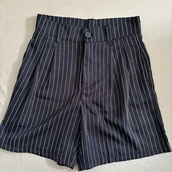 Short de líneas Shein 