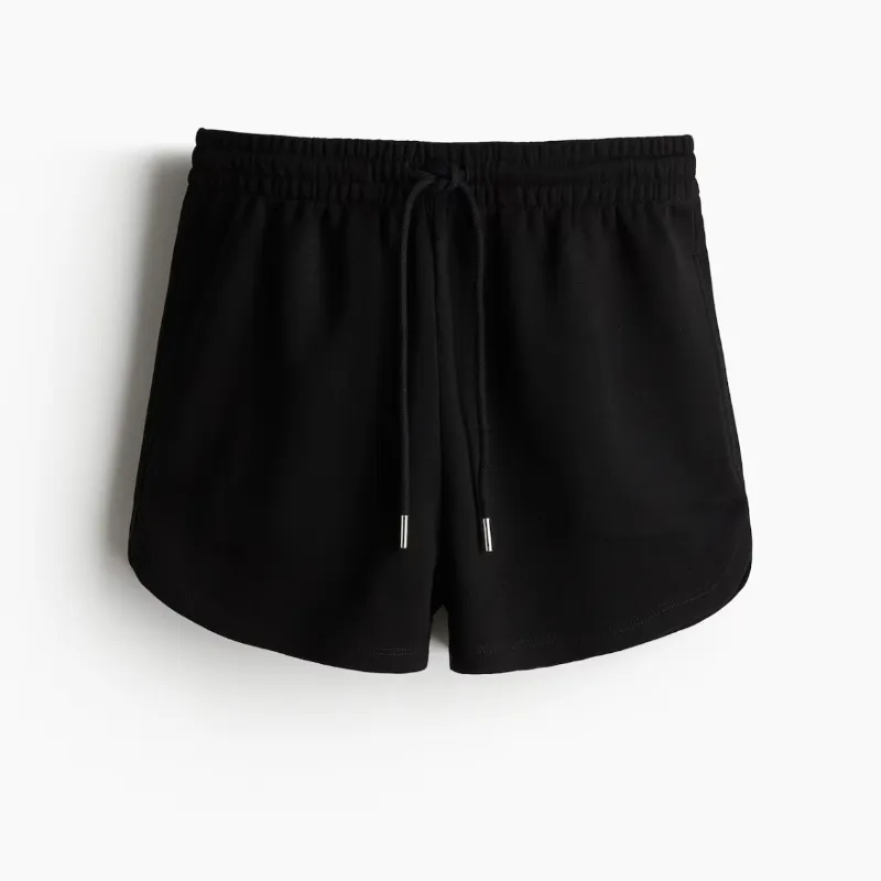 Short negro tela gruesa 