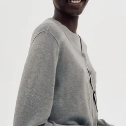 Suéter gris