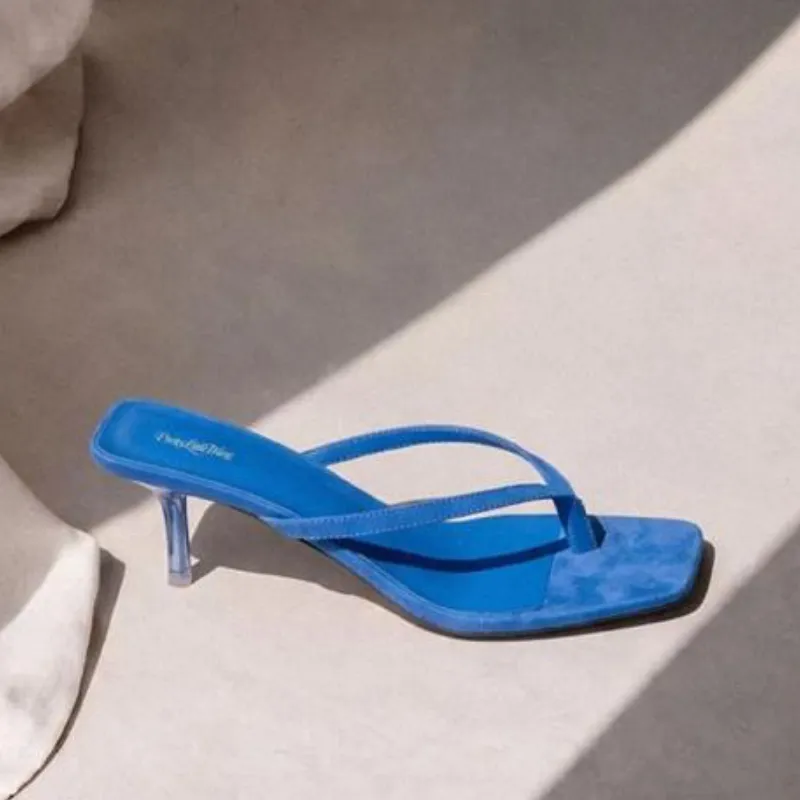 Tacones azules