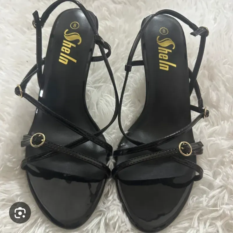 Tacones Negros