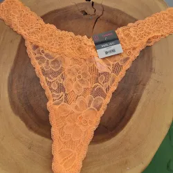 Tanga grande de encaje anaranjado