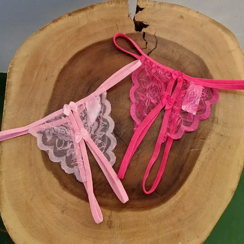 Tangas abiertas de encaje súper sexys