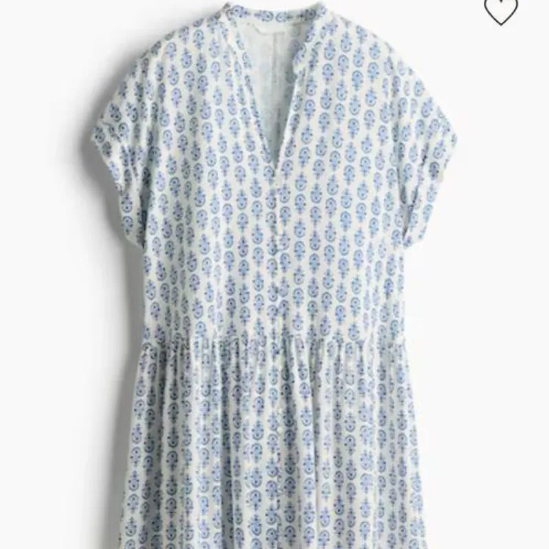 Vestido ancho azul y blanco 