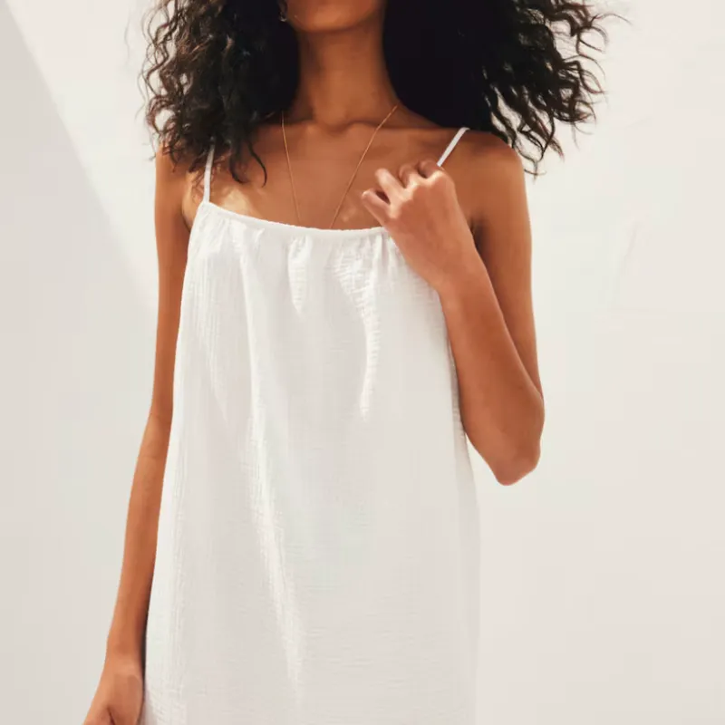 Vestido blanco de tirantes 