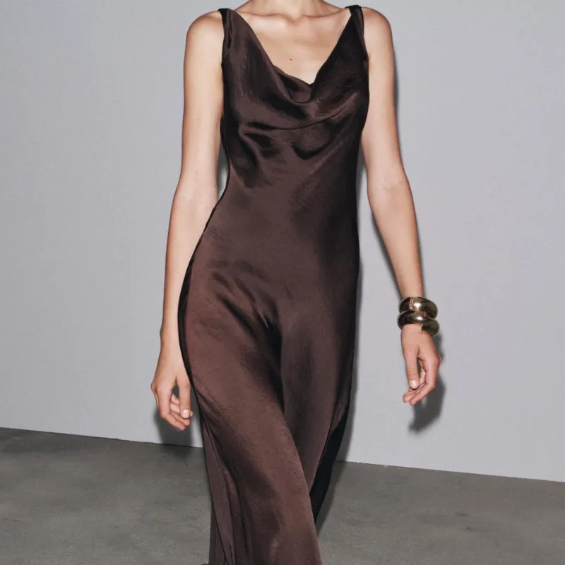 Vestido carmelita largo Zara