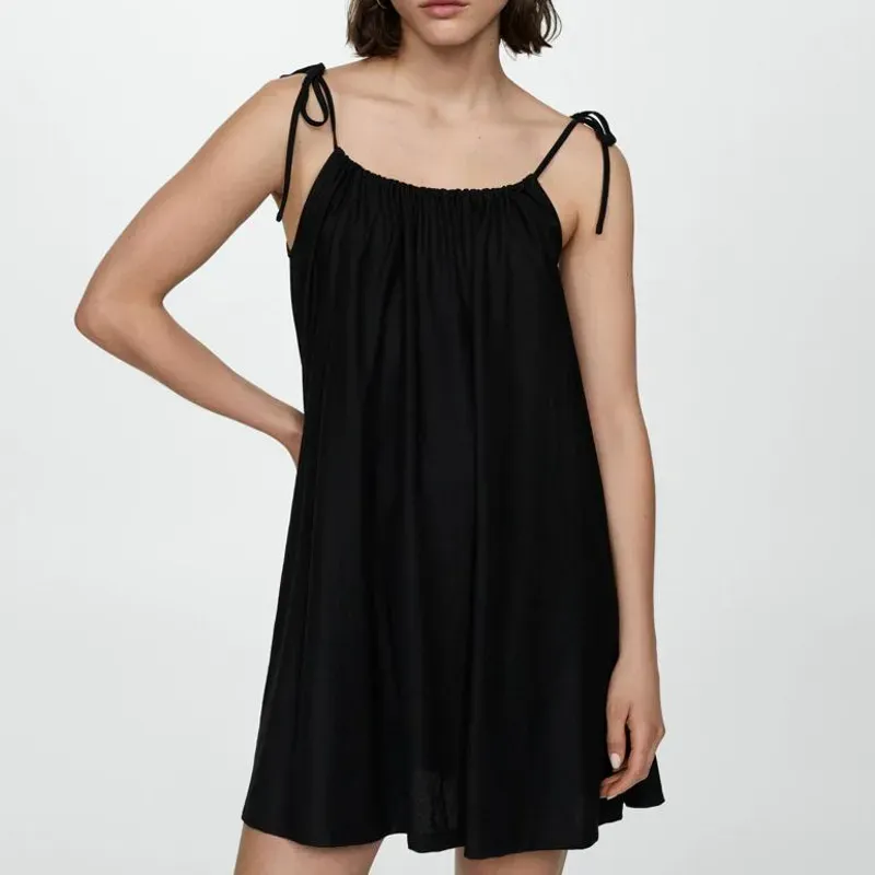 Vestido corto fluido