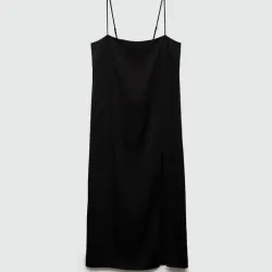 Vestido satinado con abertura