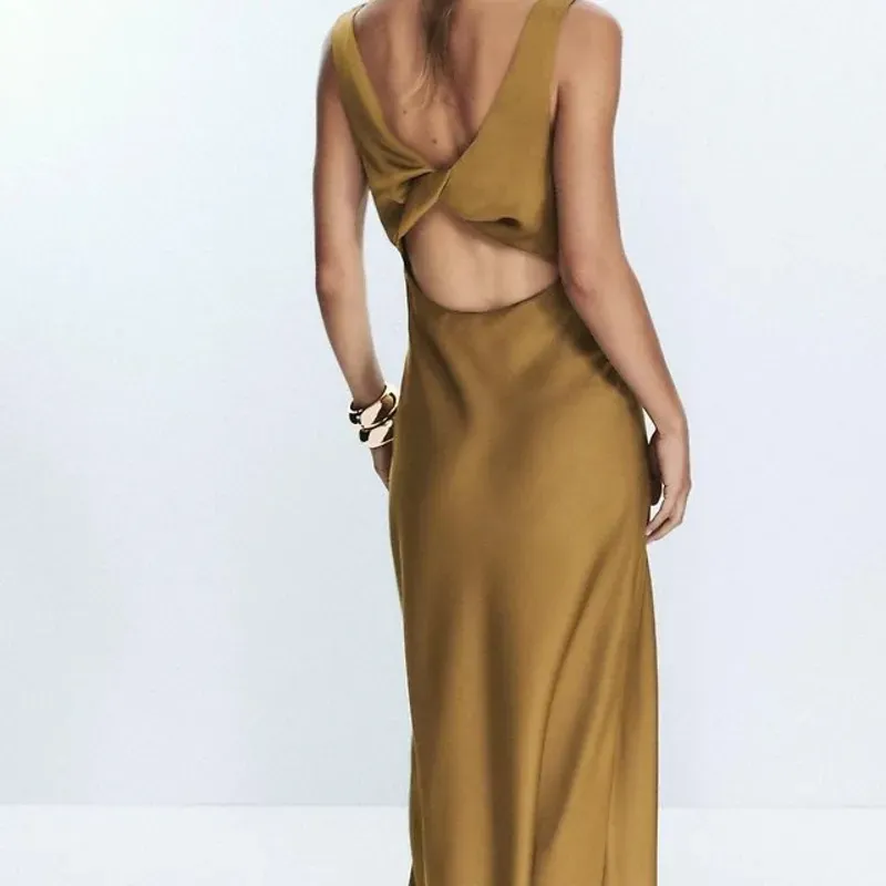 Vestido satinado ZARA