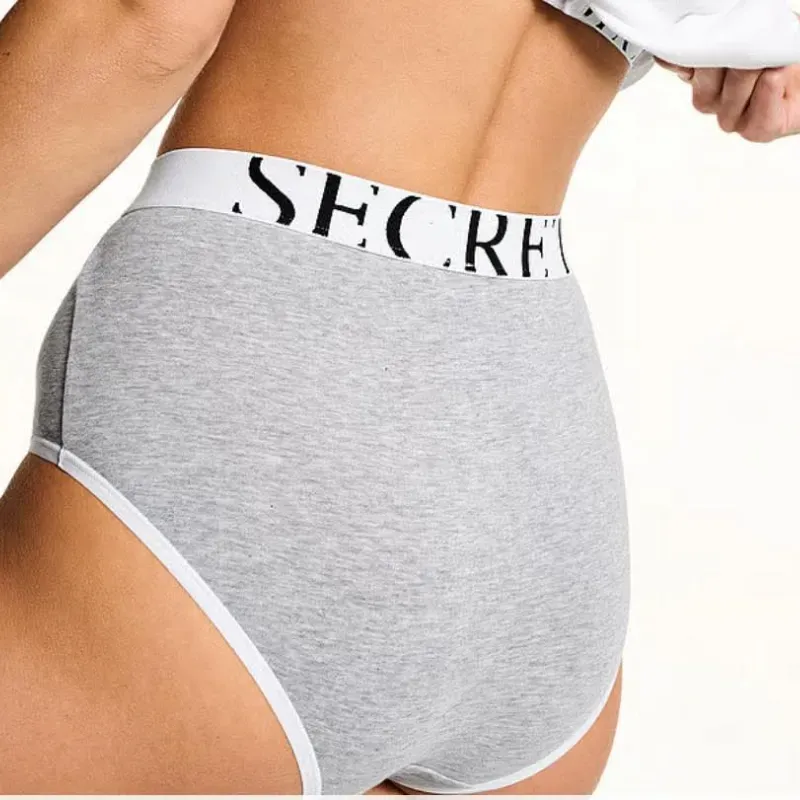 Victoria's Secret Blumer cintura con letras