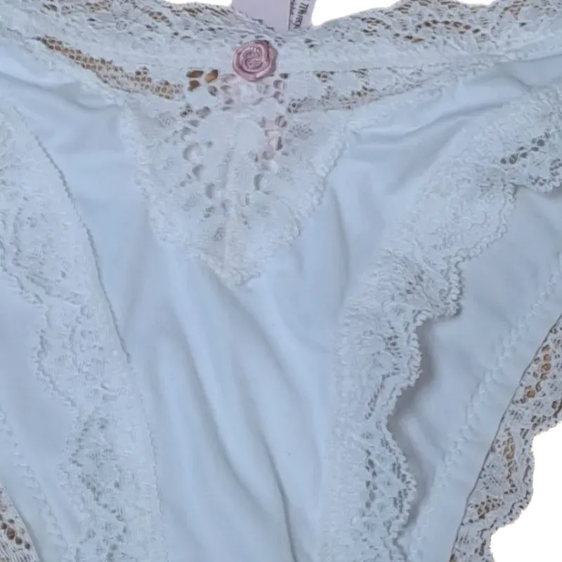 Victoria's Secret braga blanca con encaje