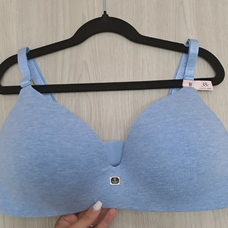 Victoria's Secret brassier Lightly Lined