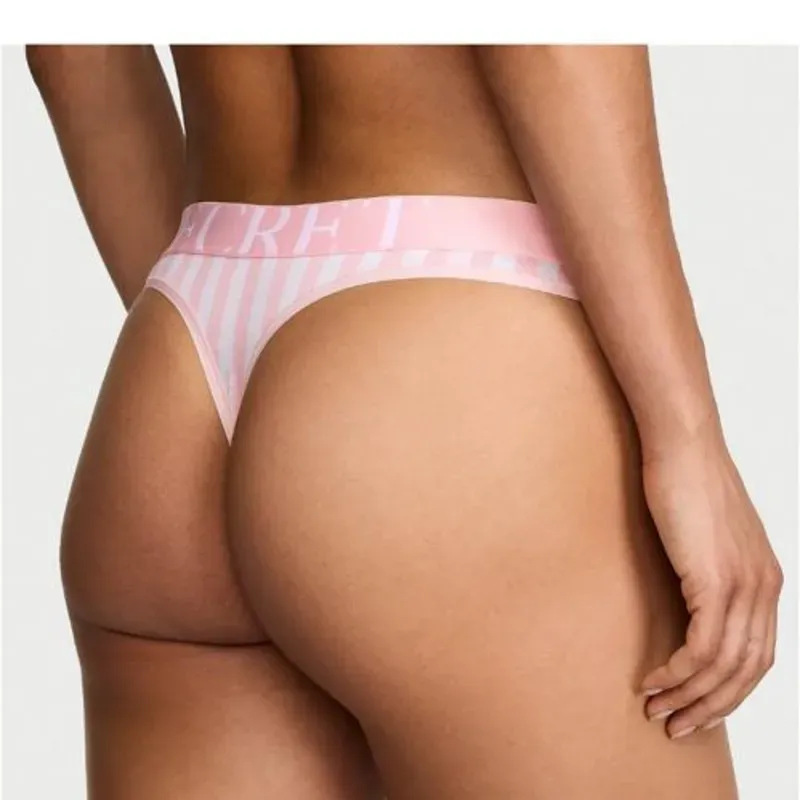 Victoria's Secret tanga cintura con letras