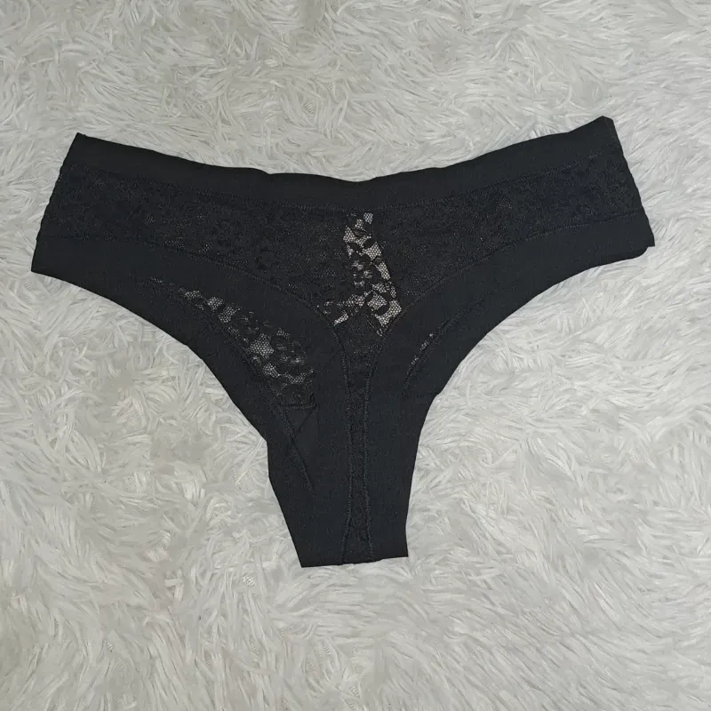 Victoria's Secret tanga de encaje negro