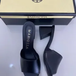 Zapatos de tacón cuadrado 