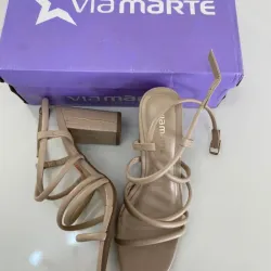 Zapatos de tacón cuadrado 