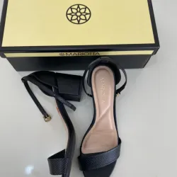 Zapatos de tacon cuadradro