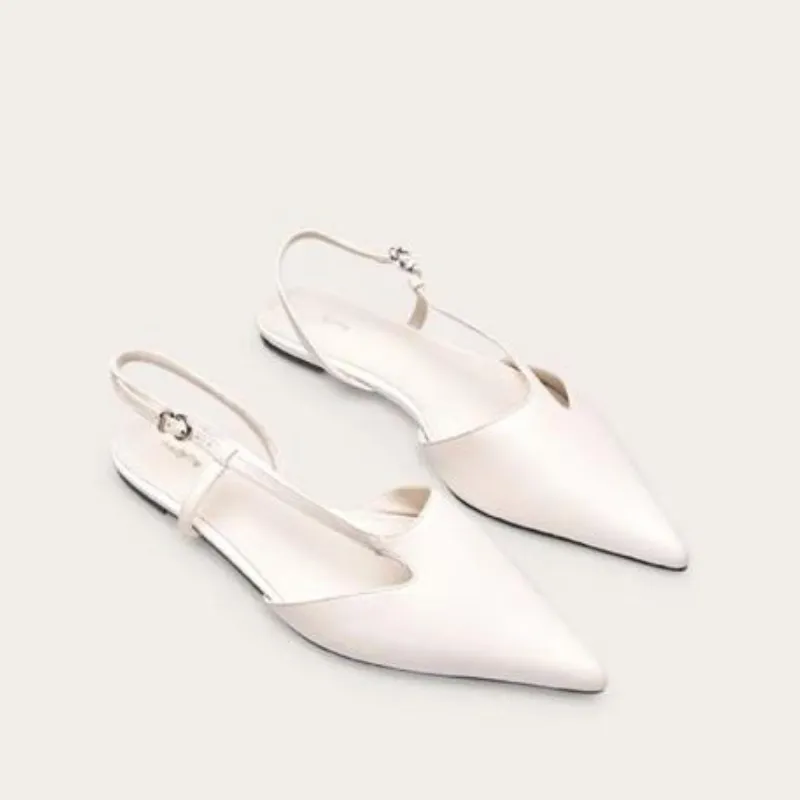 Zapatos puntifinos