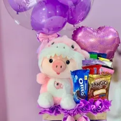 Caja + peluche + chuches + globos personalizados 
