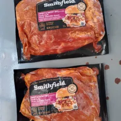 Paletilla adobada con salsa BBQ