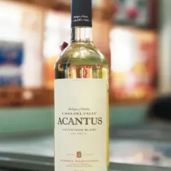 Vino Acántus 