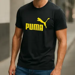 Camiseta negra con mangas