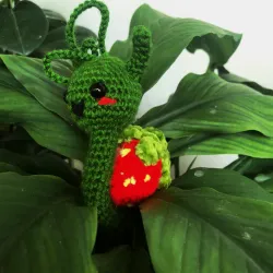 Amigurumi de caracol y caparazón de fresa