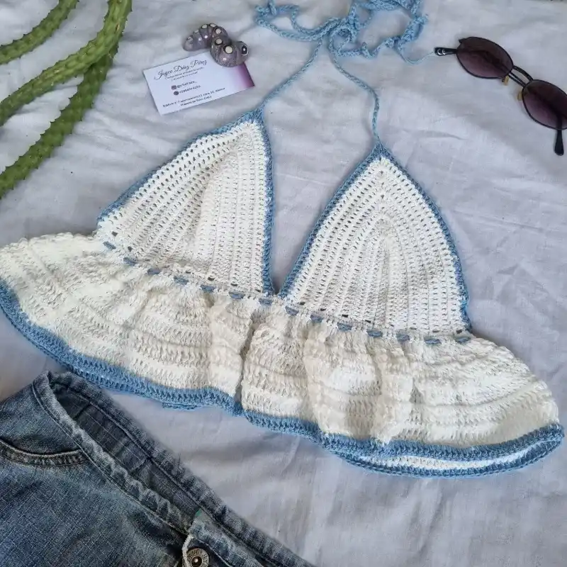 Blusa secilla con vuelos largos