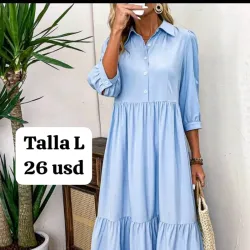 Vestido azul claro largo de mangas 3/4 ancho 