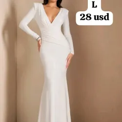 Vestido blanco largo de mangas largas 