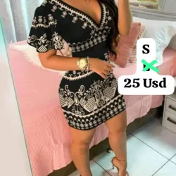 Vestido estampado ajustado al cuerpo 