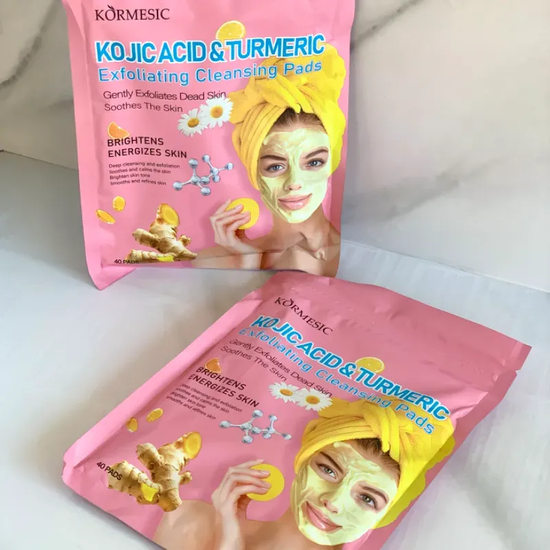 Almohadillas de limpiador facial de cúrcuma