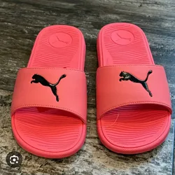 Chancletas Pumas