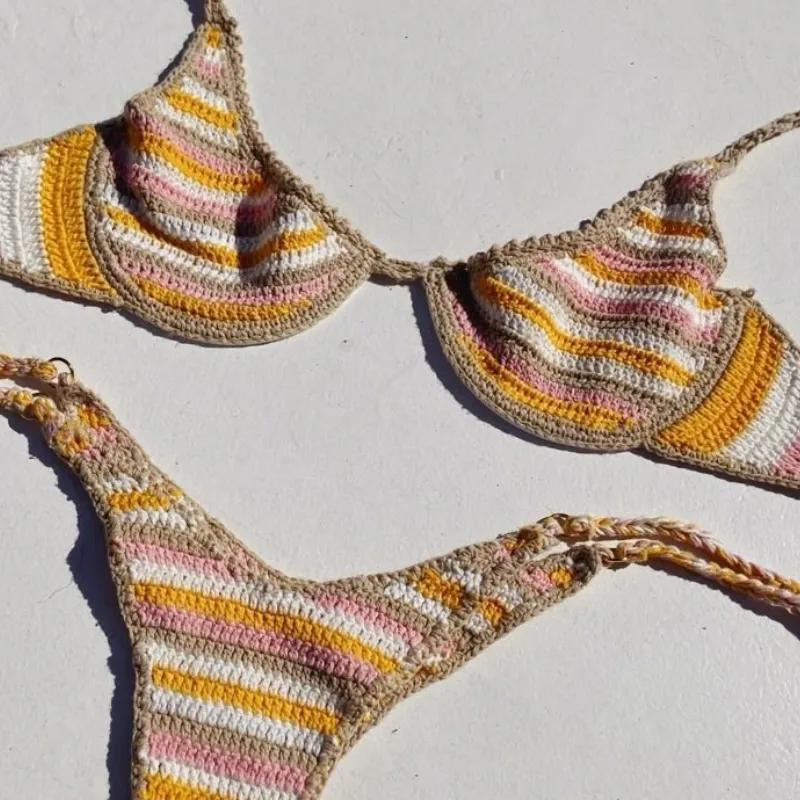 Bikini de rayas 