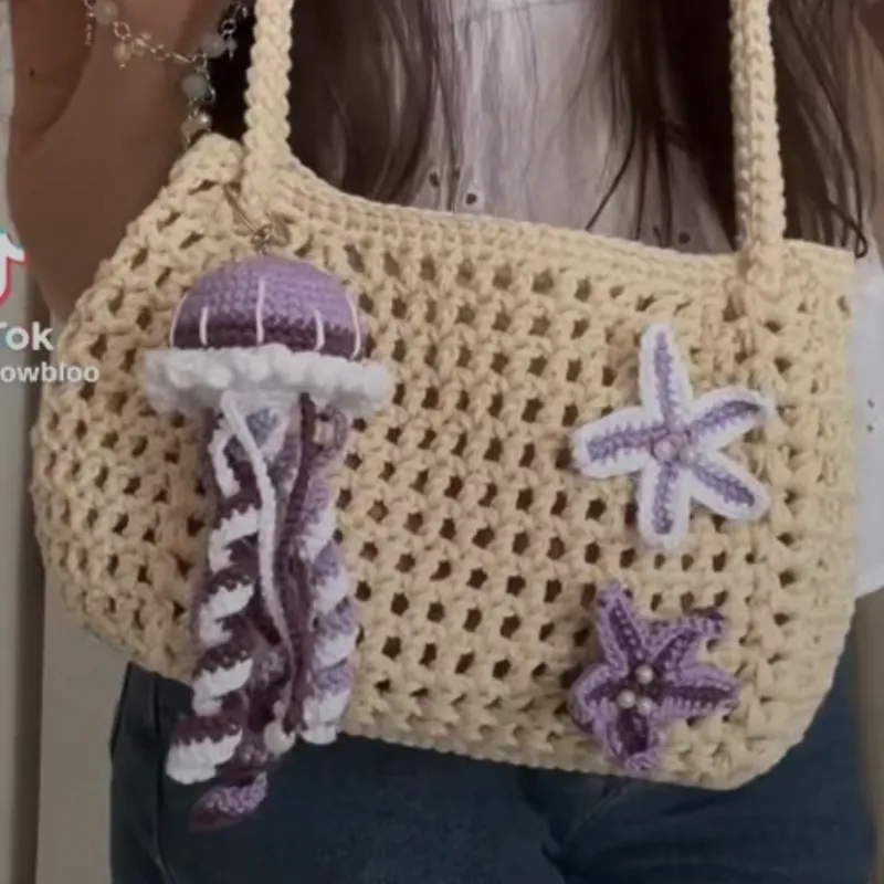 Bolso de parches tejidos 