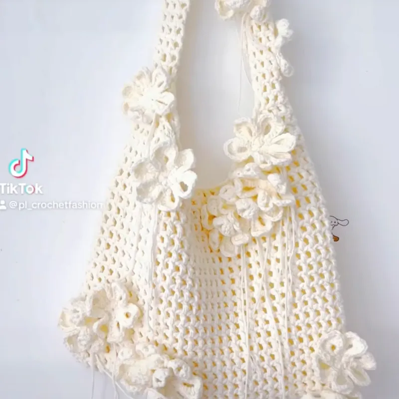 Bolso de parches tejidos 