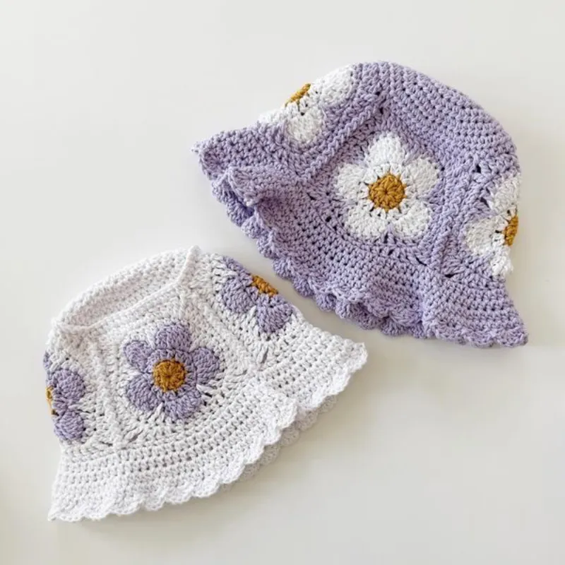 Hat de florecitas 